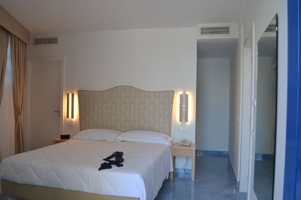 Boutique Hotel Helios - Adults Only 27/74