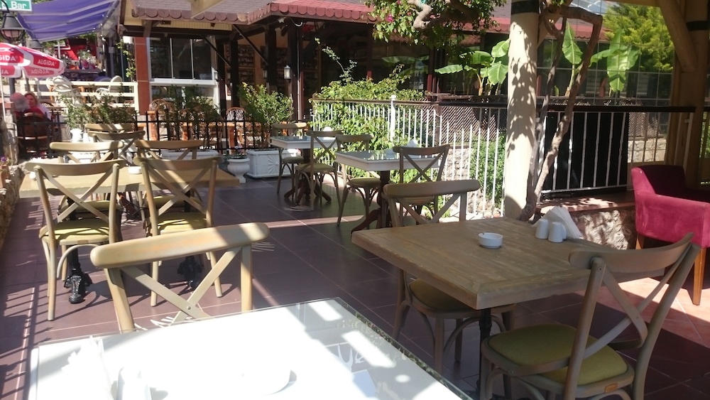 Ata Lagoon Beach Hotel 39/50