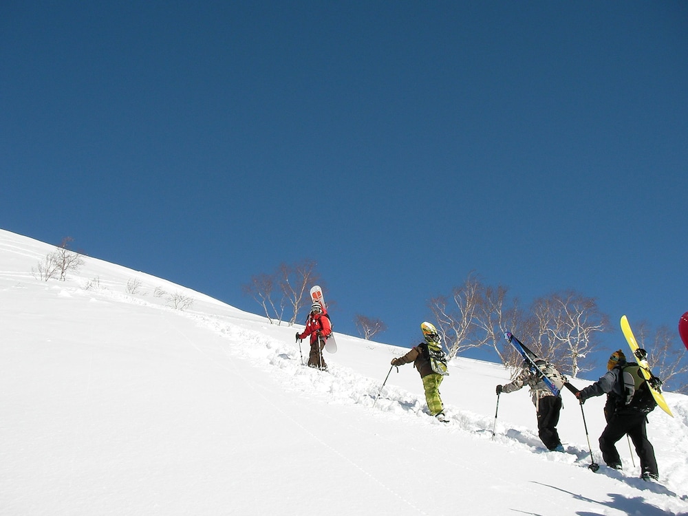Niseko Kombuonsen Hotel Kanronomori 71/74
