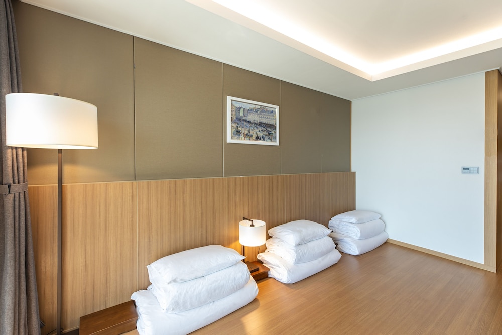 Ramada Plaza by Wyndham Dolsan Yeosu 21/64
