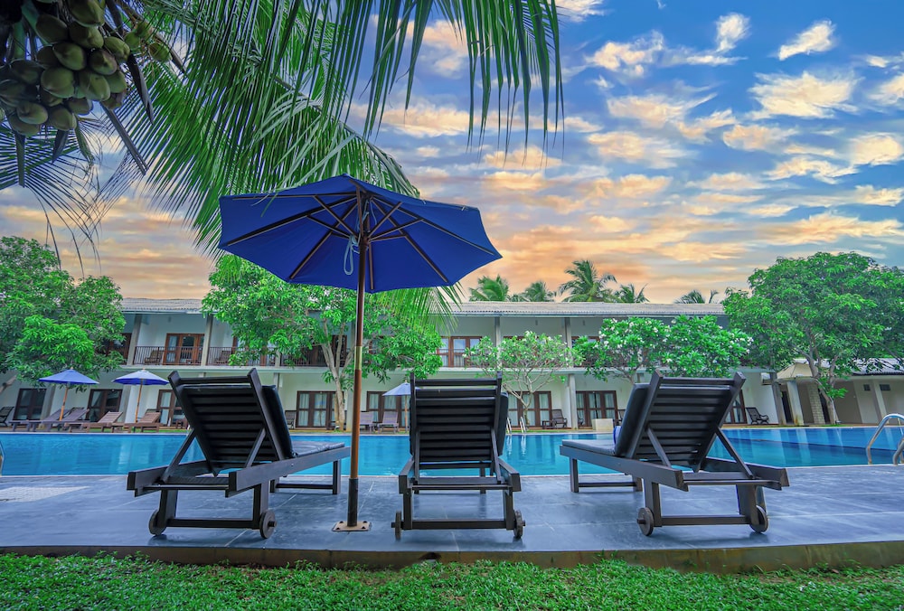 Carolina Beach Resort & Spa 45/50