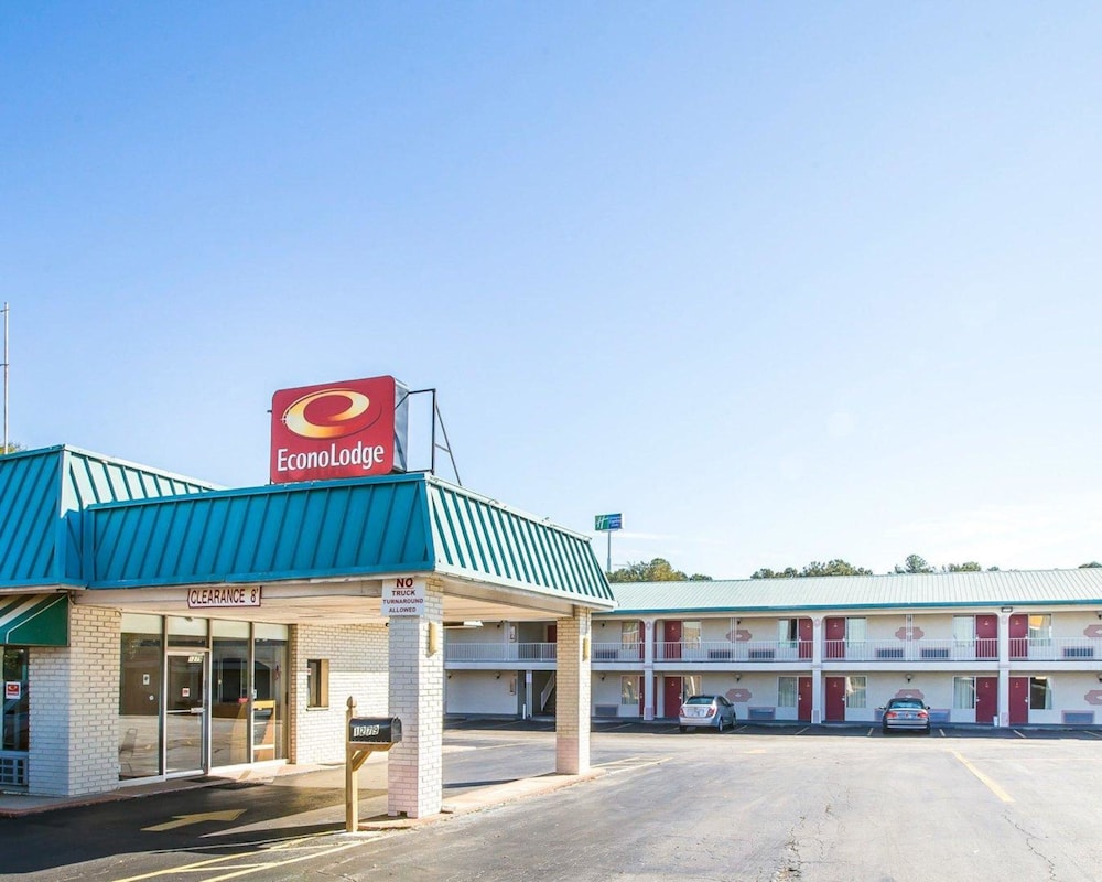 Econo Lodge Mc Donough 1/33