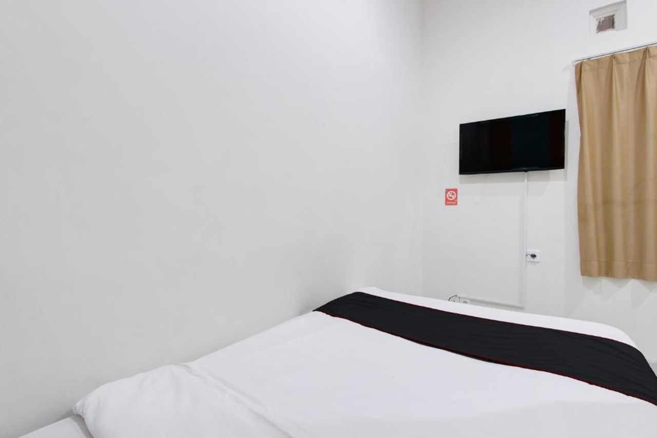 Room at Collection O near Stadion Maguwoharjo formerly Simple Living, Condongcatur
