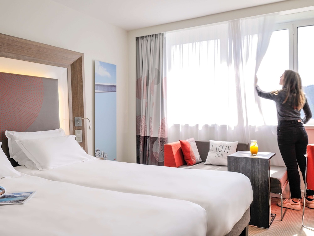 Novotel Lyon Confluence 11/80