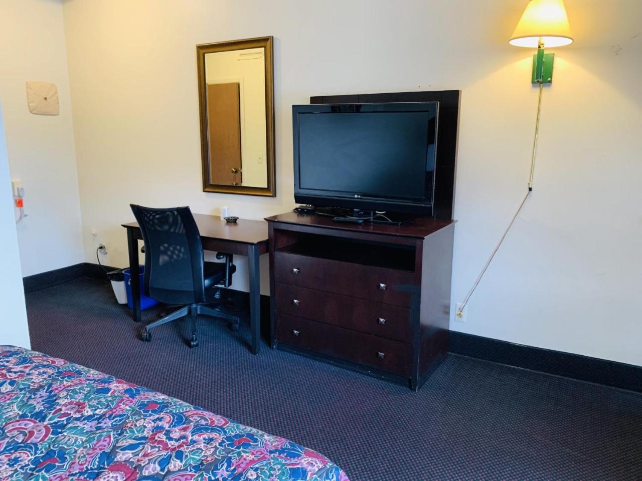 Express Inn 11/17