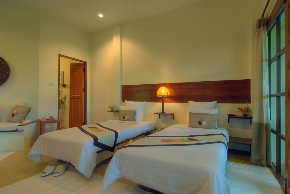 Maekok River Village Resort 9/55