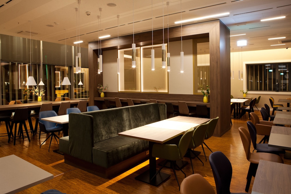 Hampton By Hilton Munich City Center East 50/77