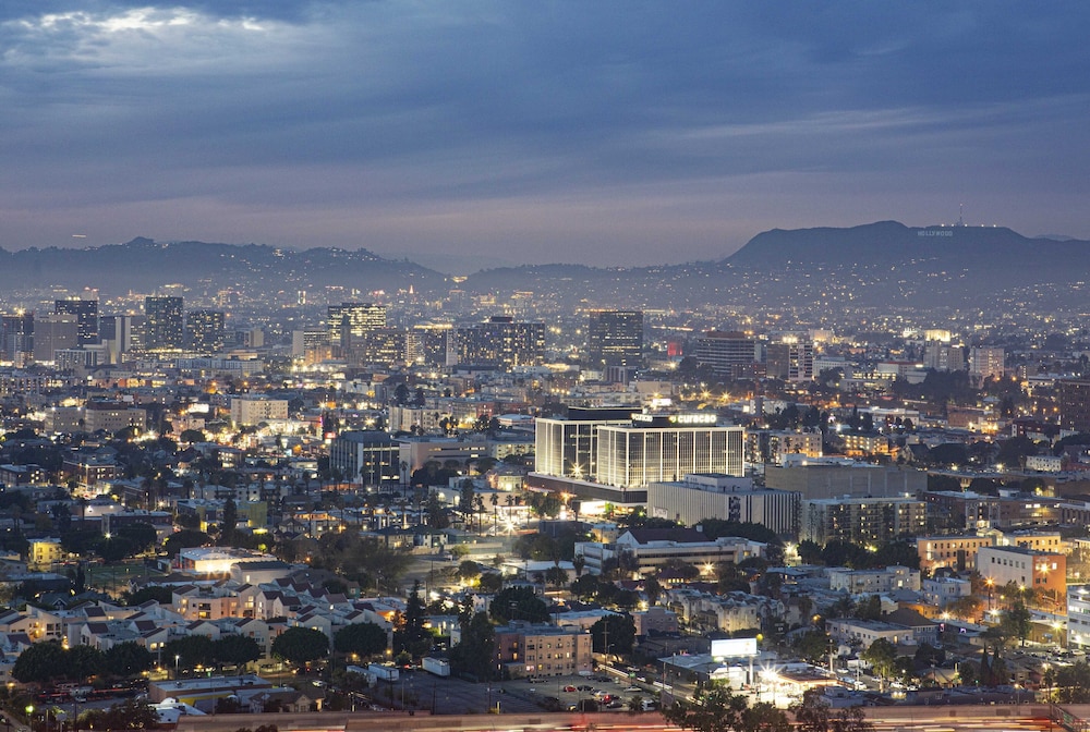 AC Hotel Downtown Los Angeles 45/50