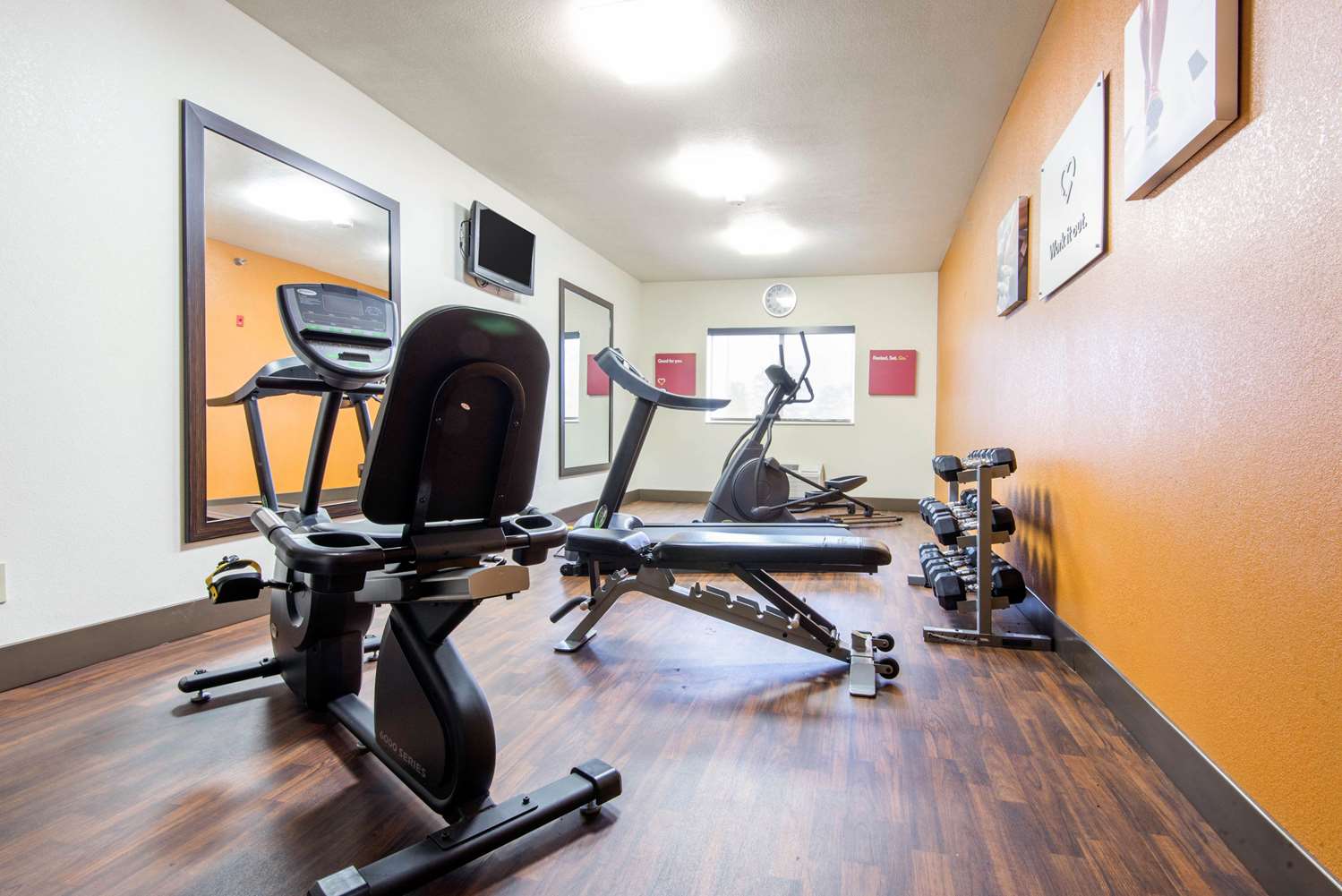 Comfort Suites Rochester Henrietta University Area 18/40
