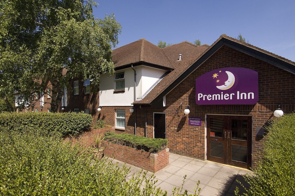 Premier Inn Hagley 30/33