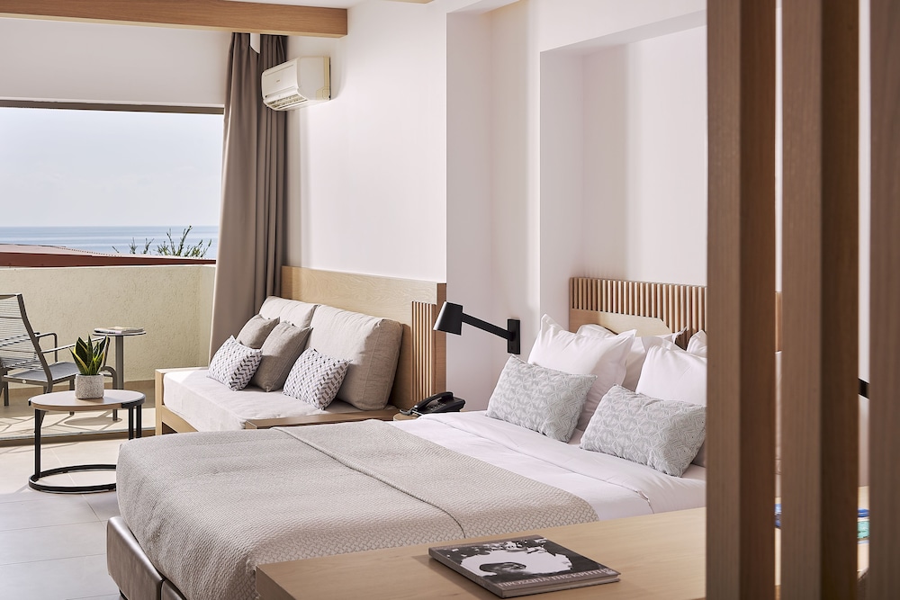 CHC Coriva Beach Hotel and Bungalows 13/75