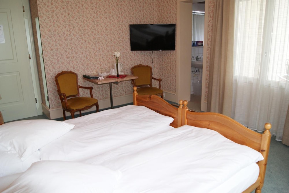 Hotel de La Paix 13/62