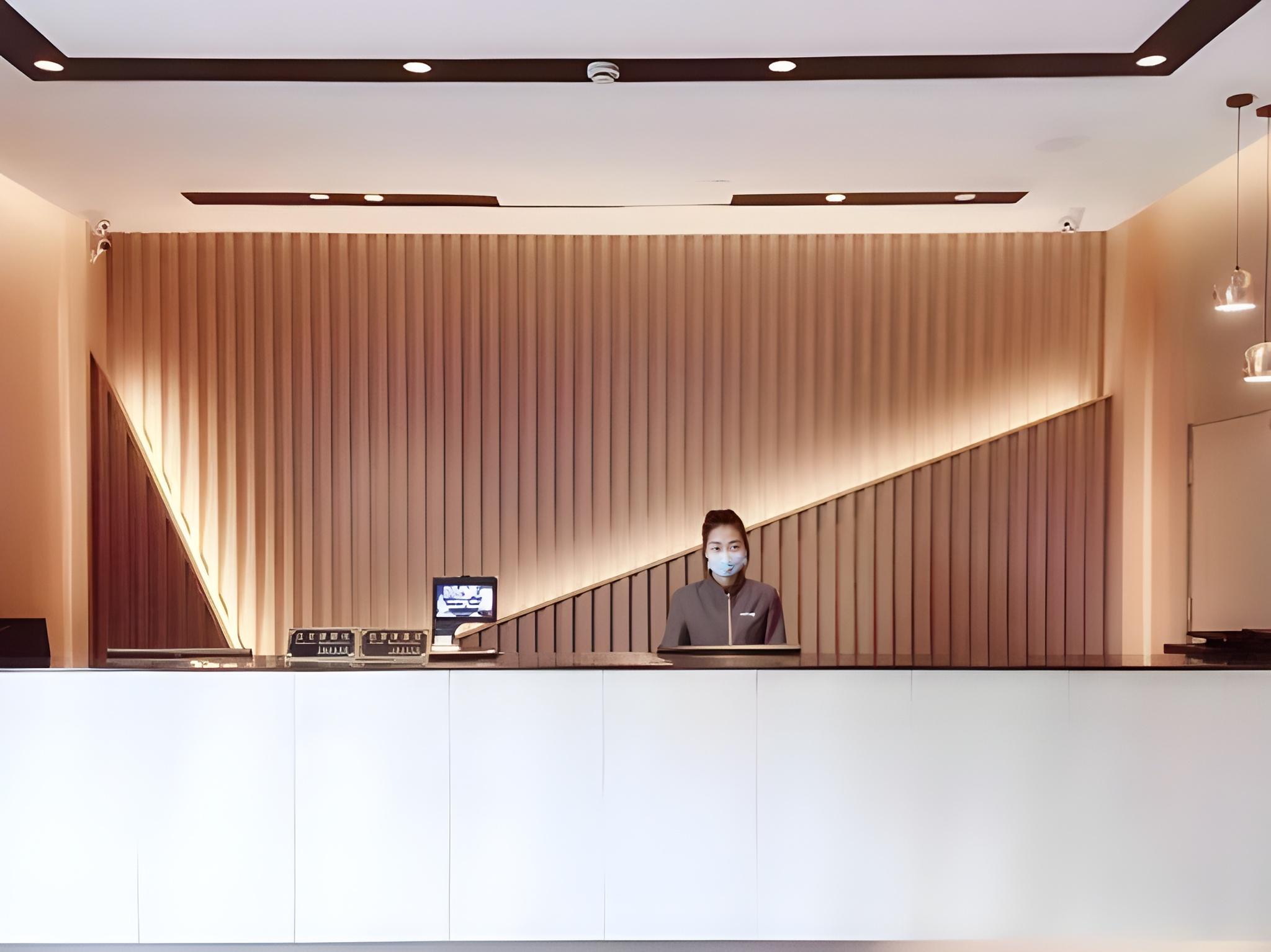 Home inn Selected (Shanghai Pudong International Airport Free Trade Zone) 15/53