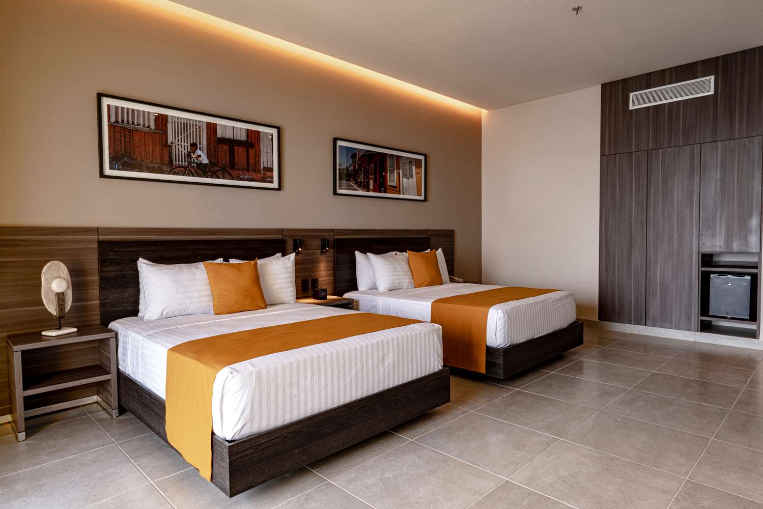 Room, Mountain View