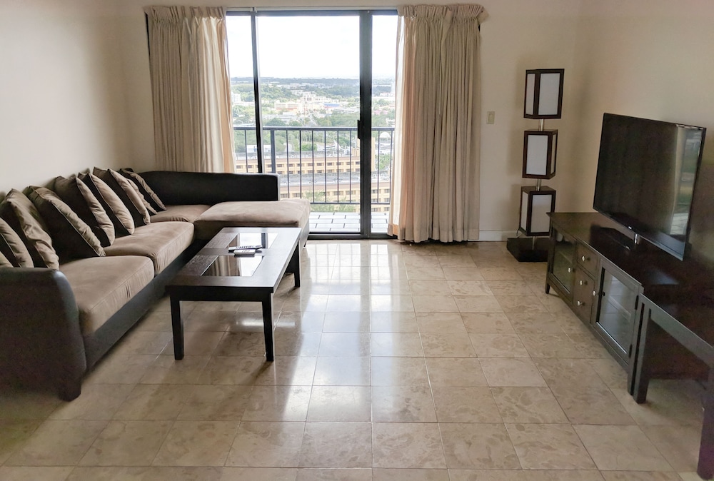 Bayview Hotel Guam 27/50