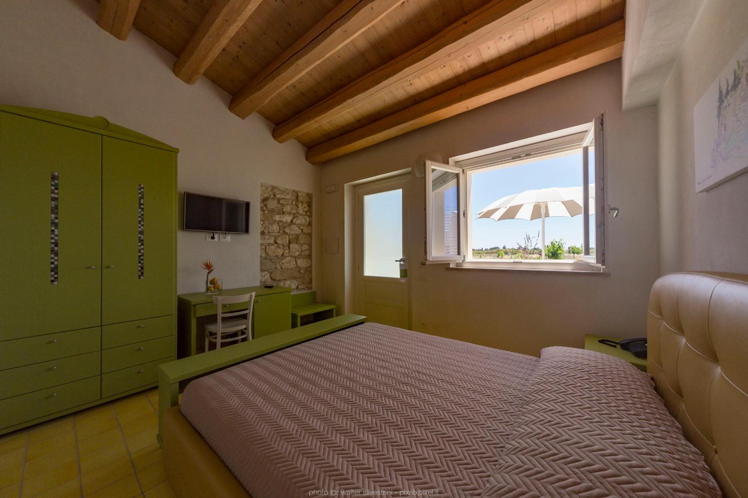 Superior, Double Bed, Private Garden