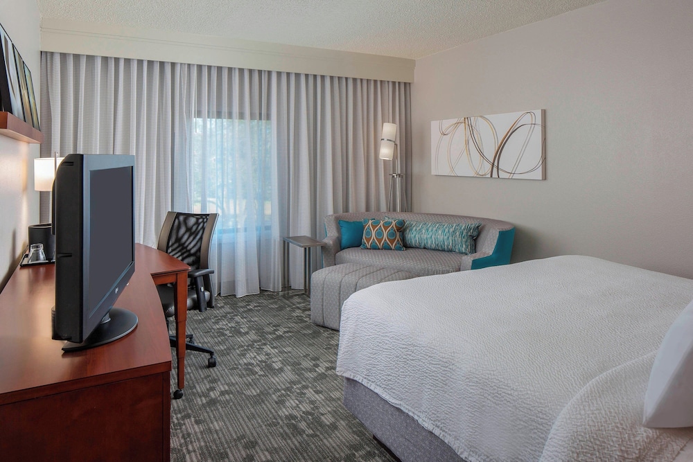 Room at Courtyard by Marriott Orlando International Drive/Convention Center, ORLANDO - FL