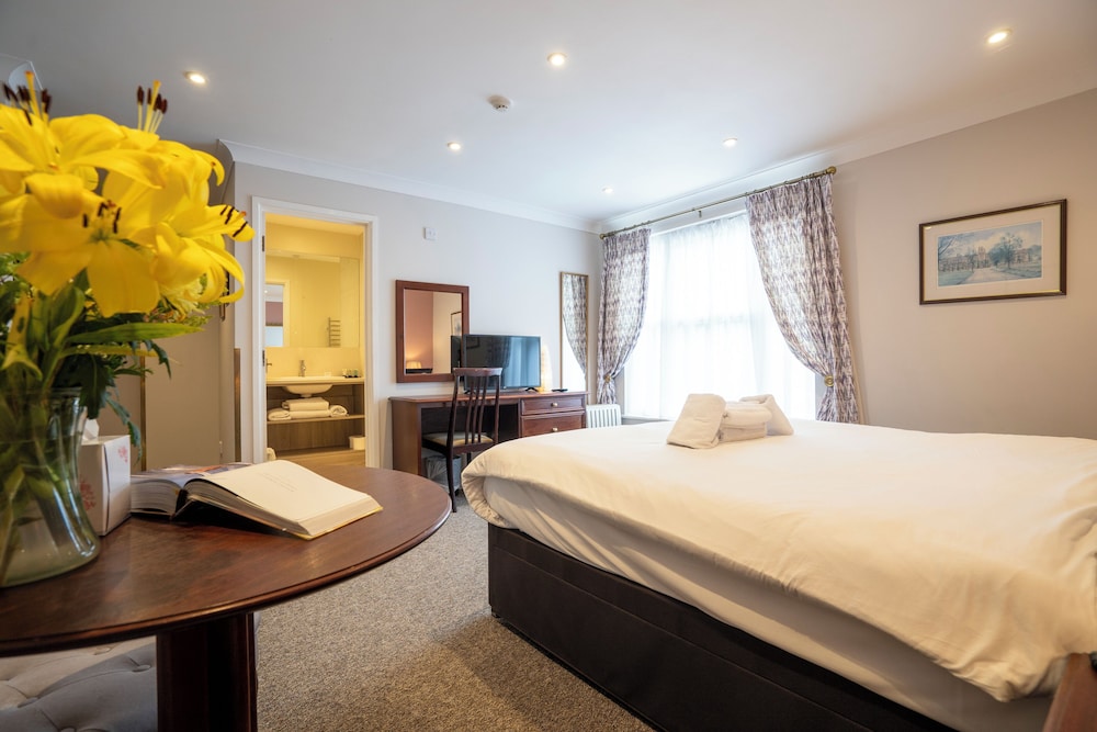 Marlborough House Hotel 20/50