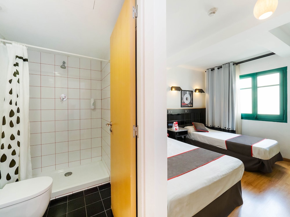 Hostal Athenas 41/42