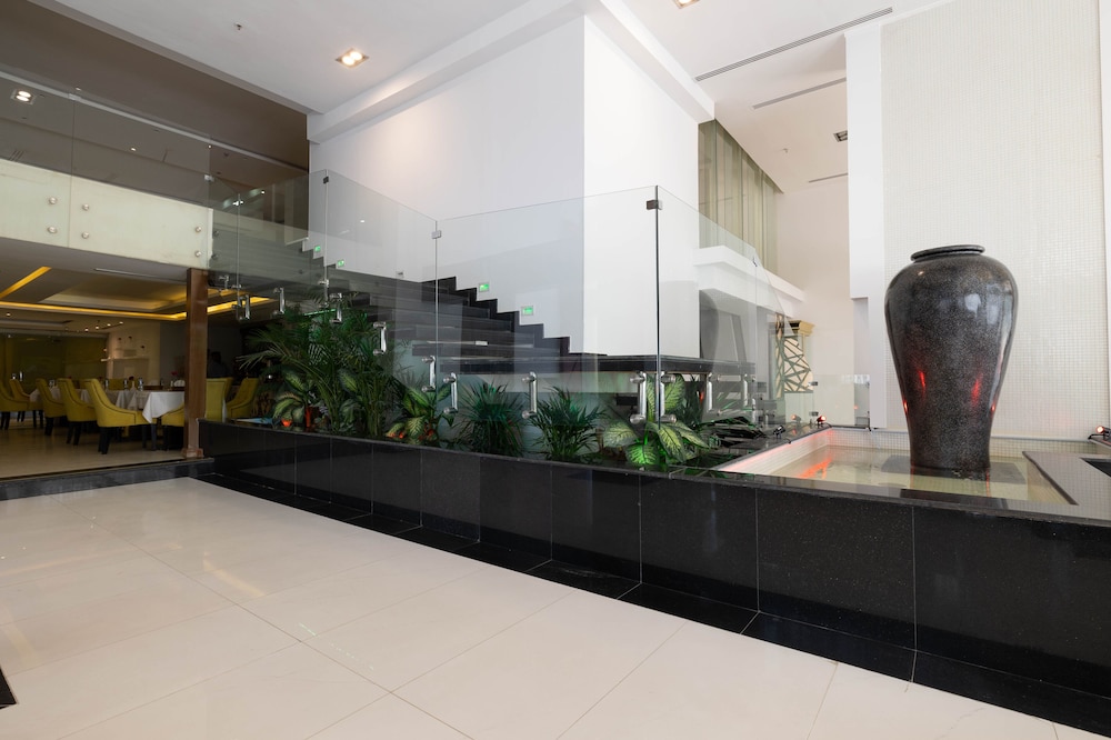 فندق ميرا اعمال العليا(Mira Business Hotel) 7/67
