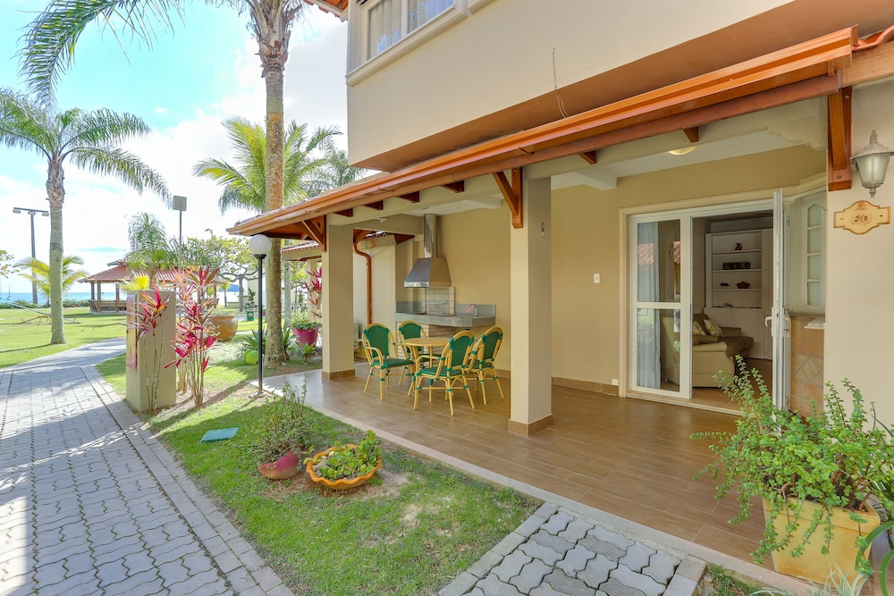 Villas Jurere Residences 10/50