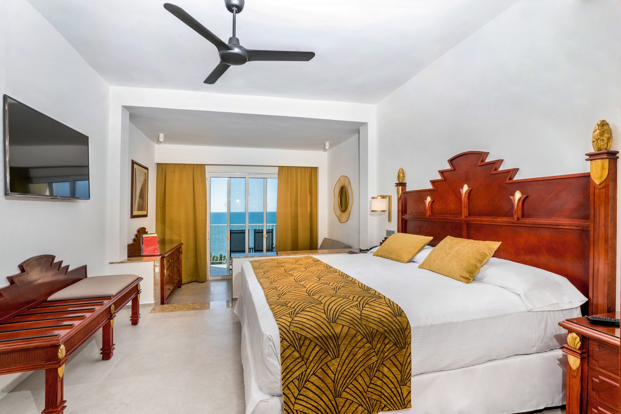 Junior Suite, 2 Double Beds, Ocean View