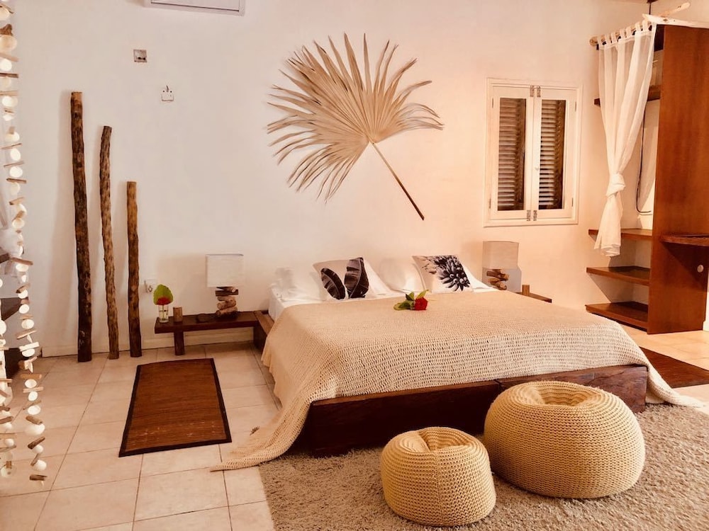 Bliss Praslin Seychelles 22/68