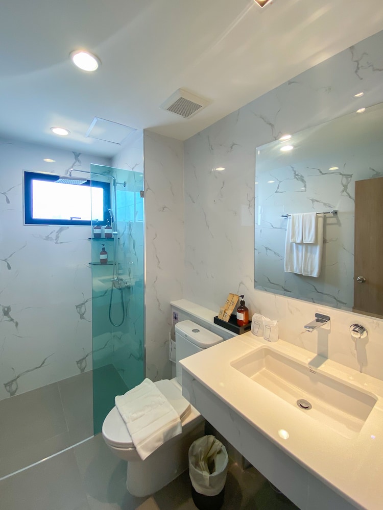 Hotel Fuse Rayong 50/50
