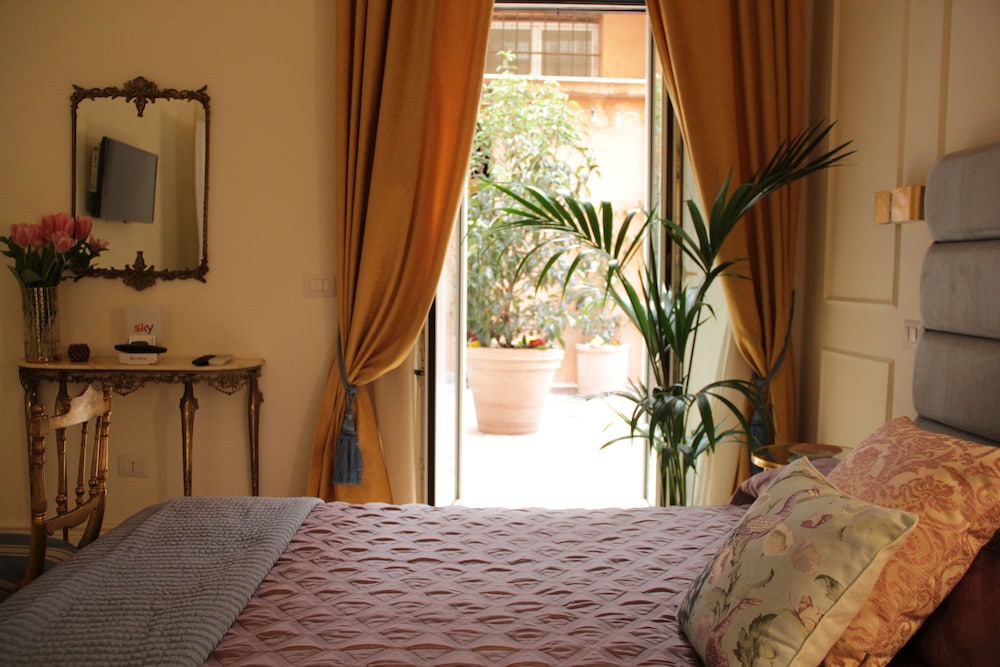 ECONOMY, DOUBLE BED