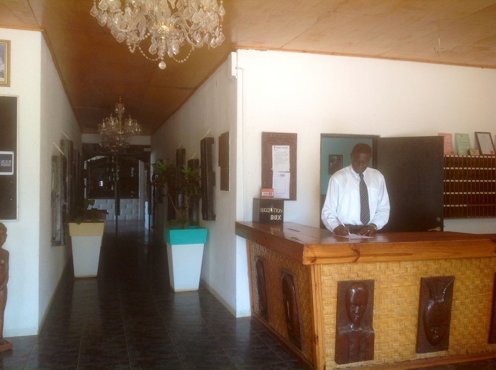 Bungalow Beach Hotel 58/58