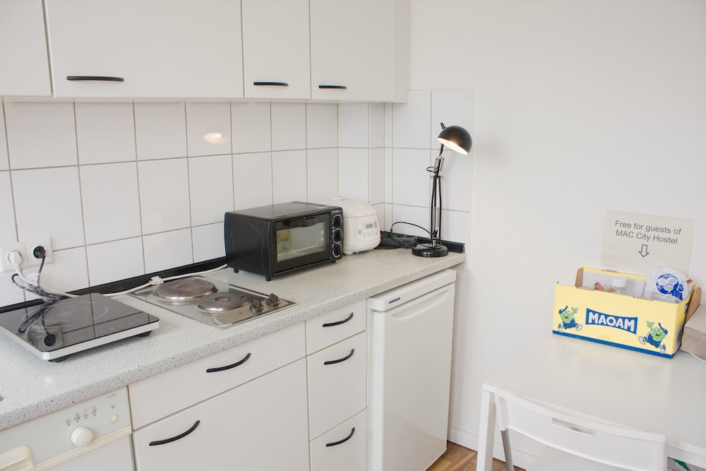 MAC City Hostel 32/33