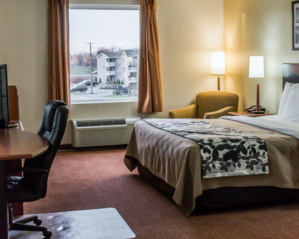 Quality Inn & Suites Chambersburg Northeast 10/47