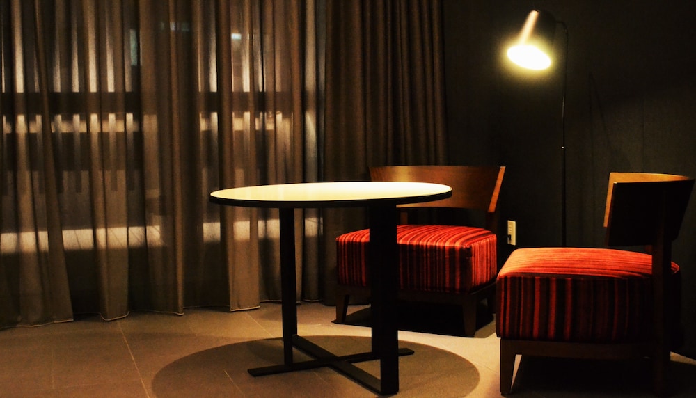 La Inn 49/66
