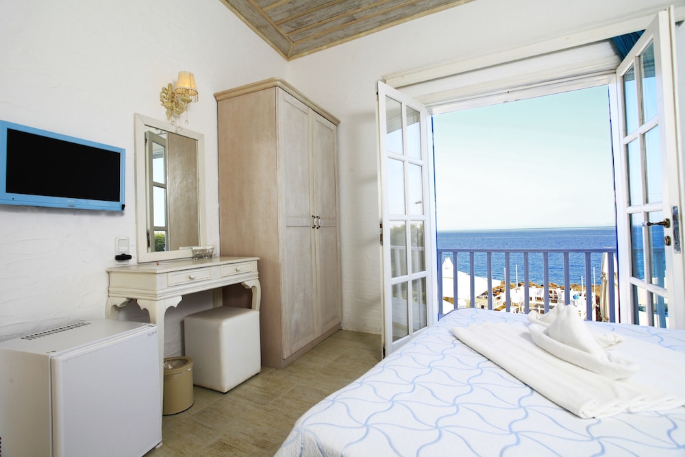 OTEL MAVI BEYAZ 17/50