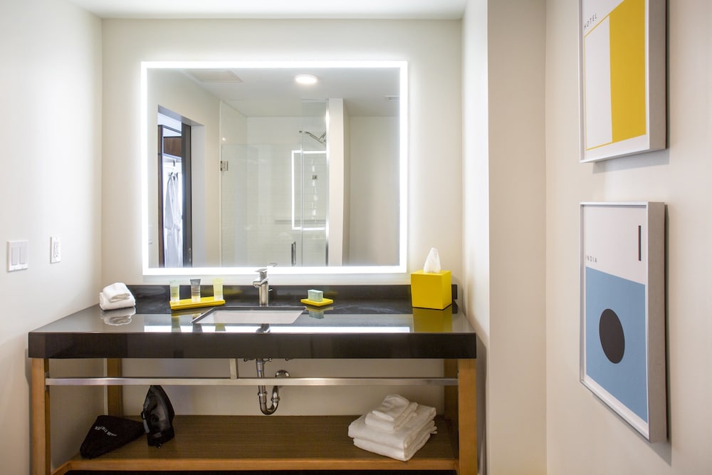 Hotel Indigo Seattle Everett Waterfront 19/61