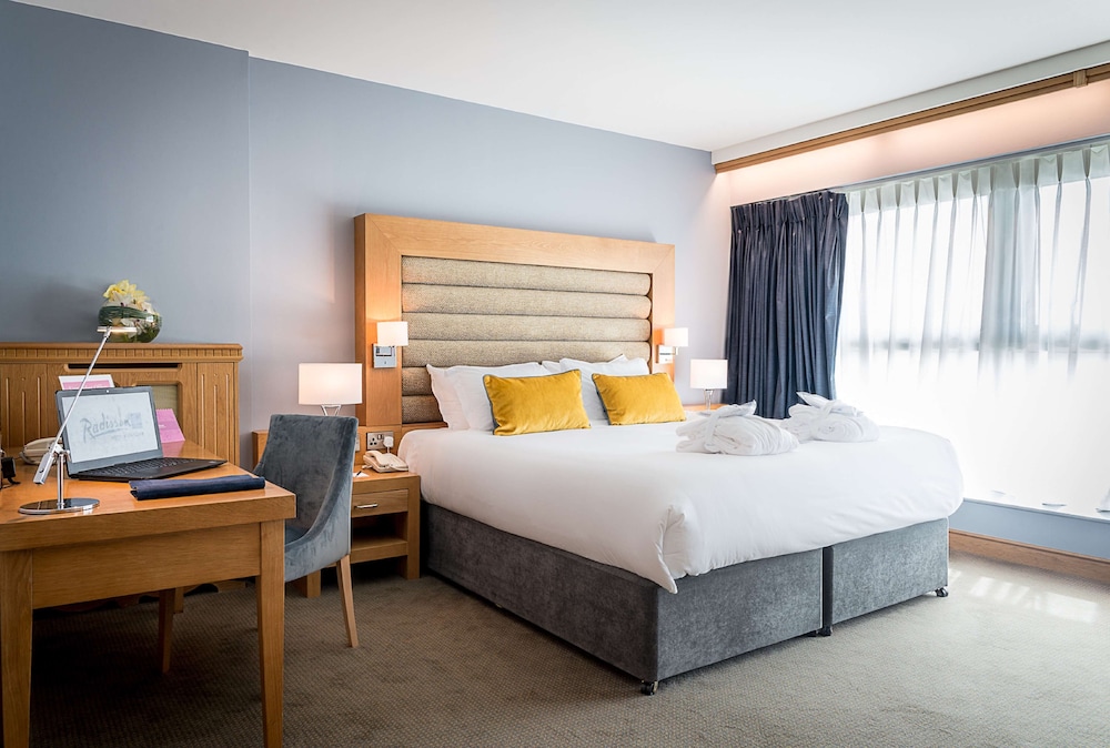 Suite, King Bed