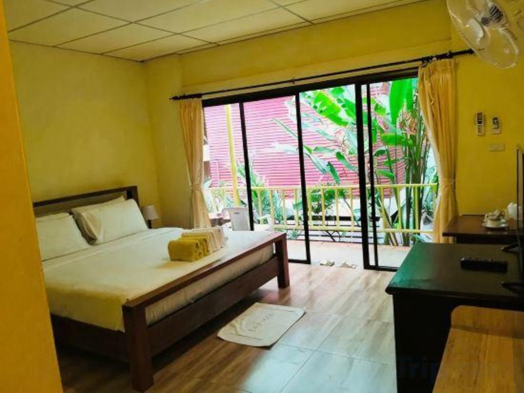 Room, Double Bed, Garden View