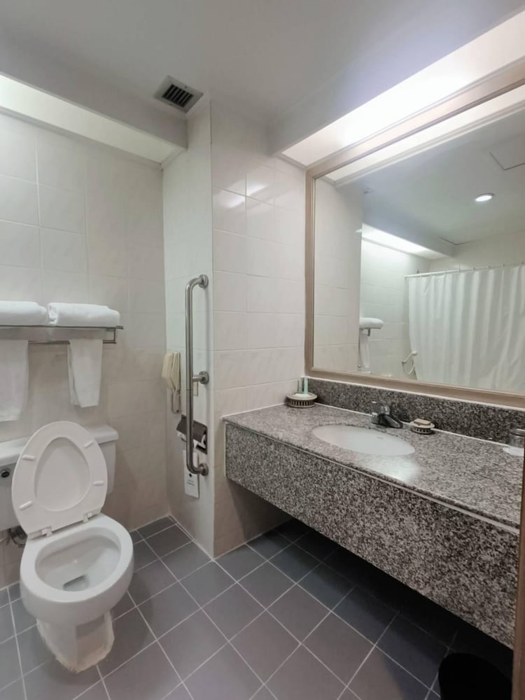 Chiangmai Grandview Hotel 48/50