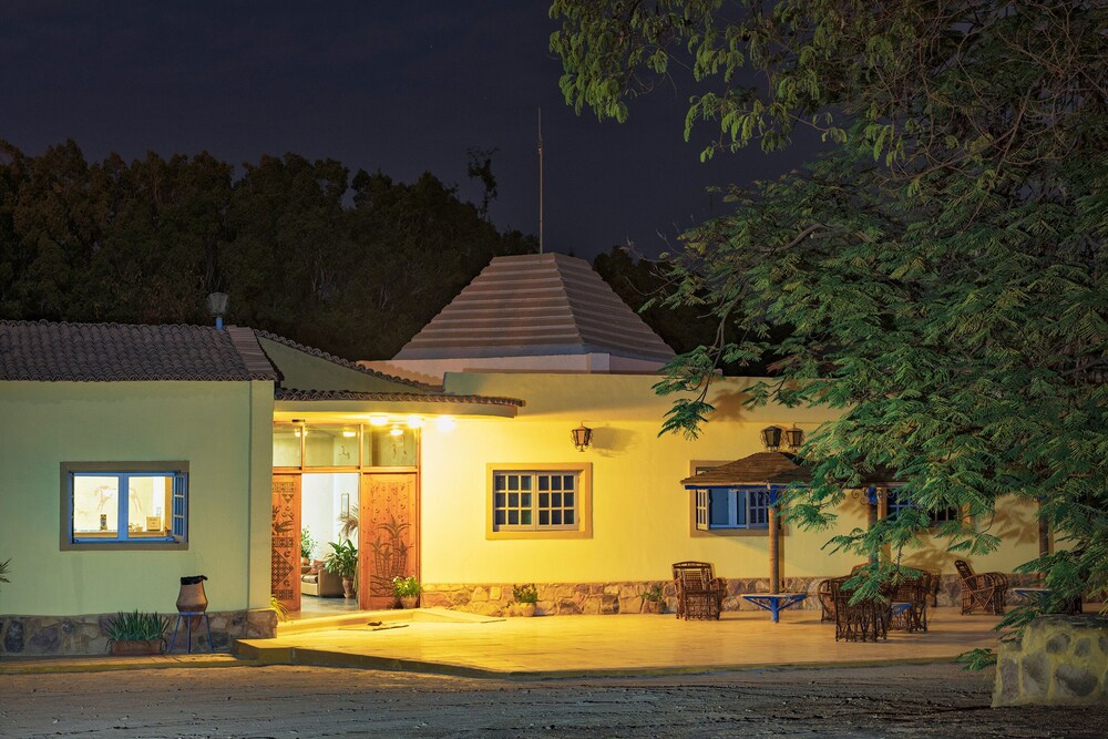 International Hot Spring Hotel 1/13