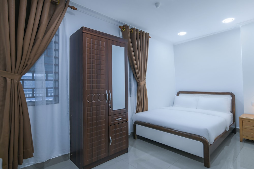 Capital O 90543 Sp Star Hotel 35/53