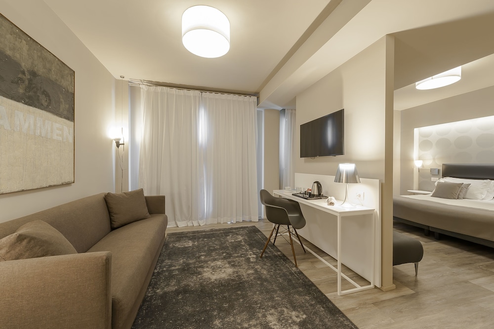 Hotel Monte Meraviglia 30/50