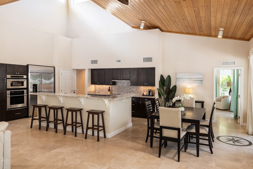 Dolphin Point Villas 34/50