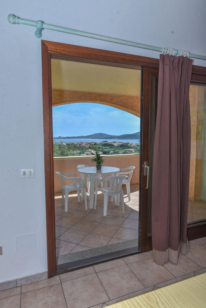RESIDENCE LA COSTA 15/49