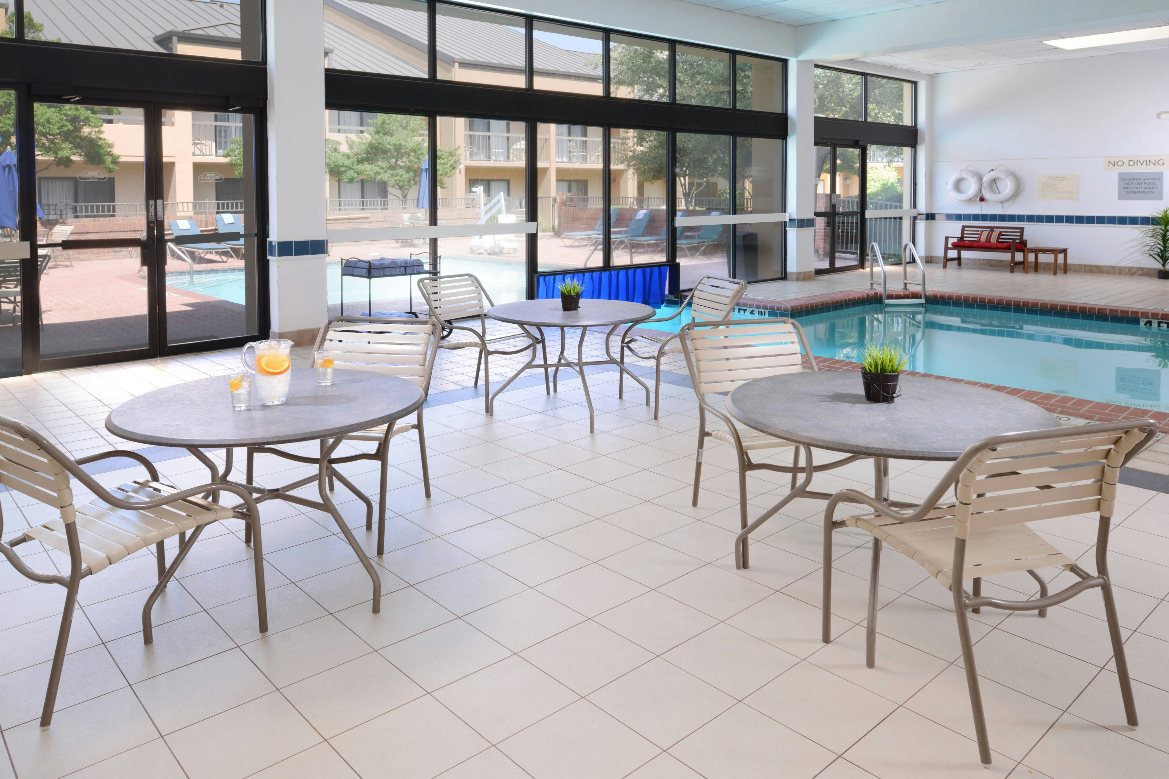 Courtyard Dallas Las Colinas 12/15