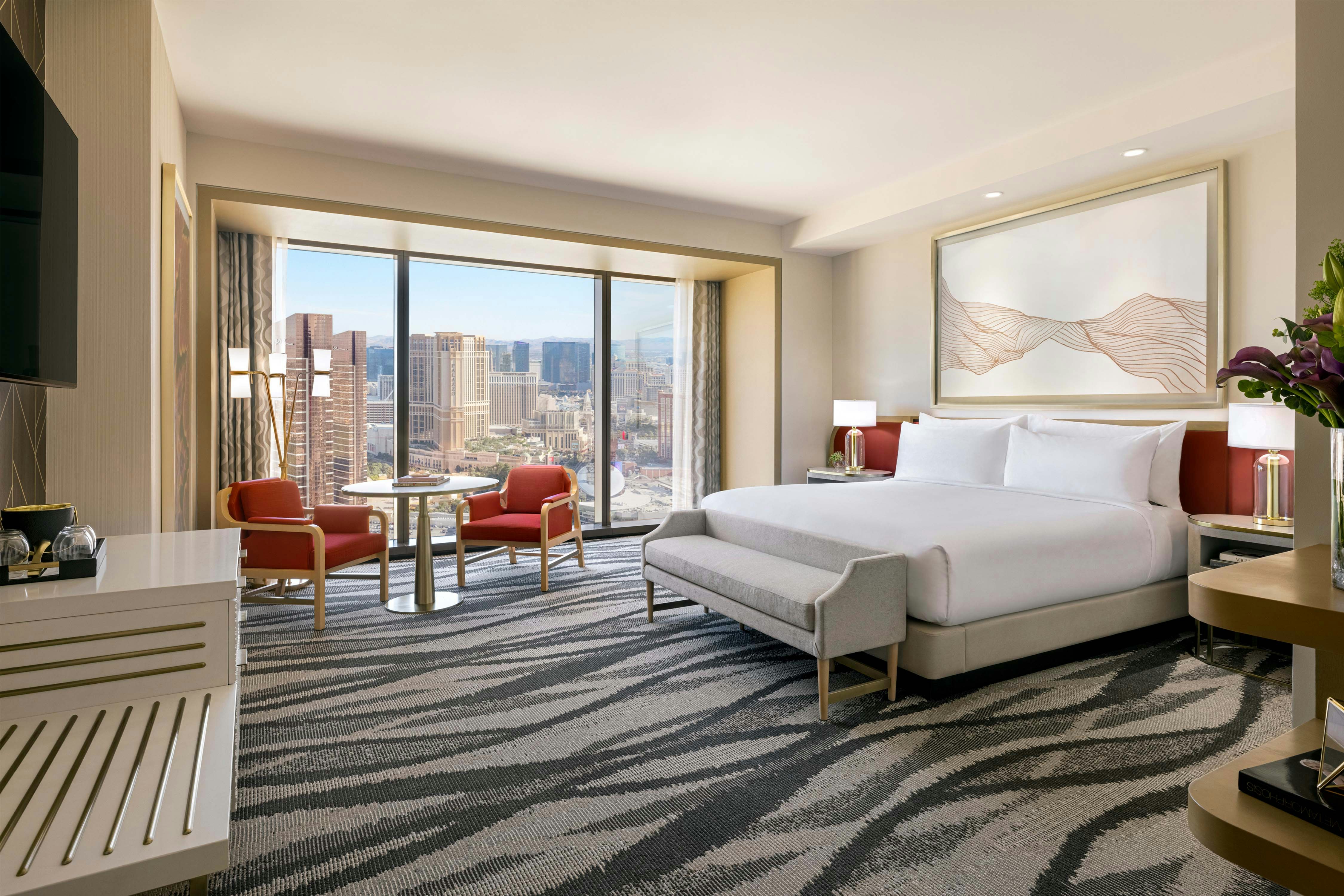 ROOM, KING BED, STRIP VIEW, ACCESSIBLE