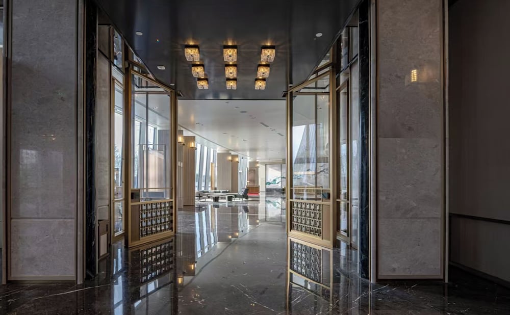 Jianguo Hotel Huanqiu 20/43