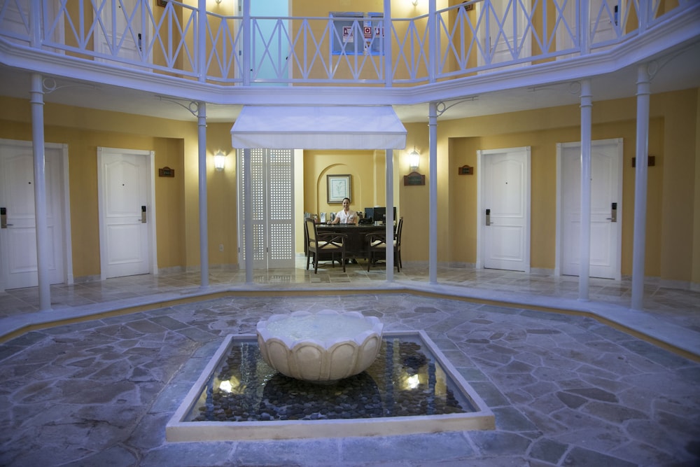 Royal Hideaway Playacar All Inclusive - Adults Only 19/50