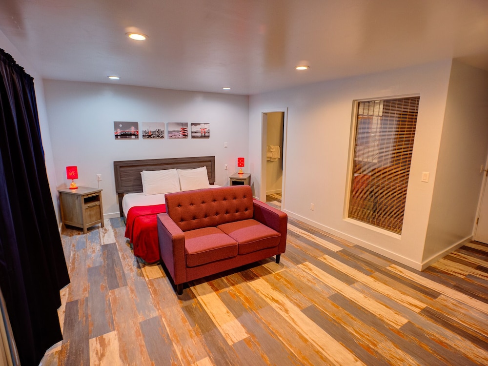 Tao Cabins 11/18