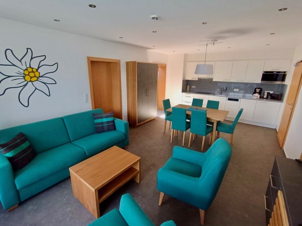 Alpine Club Resort 58/78
