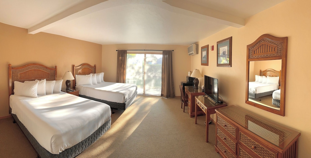 Standard, 2 Queen Beds
